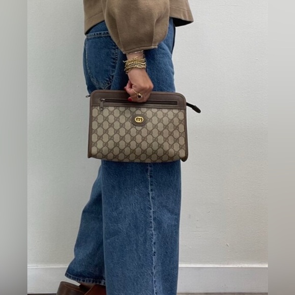 Authentic Gucci Monogram Clutch - Picture 7 of 7